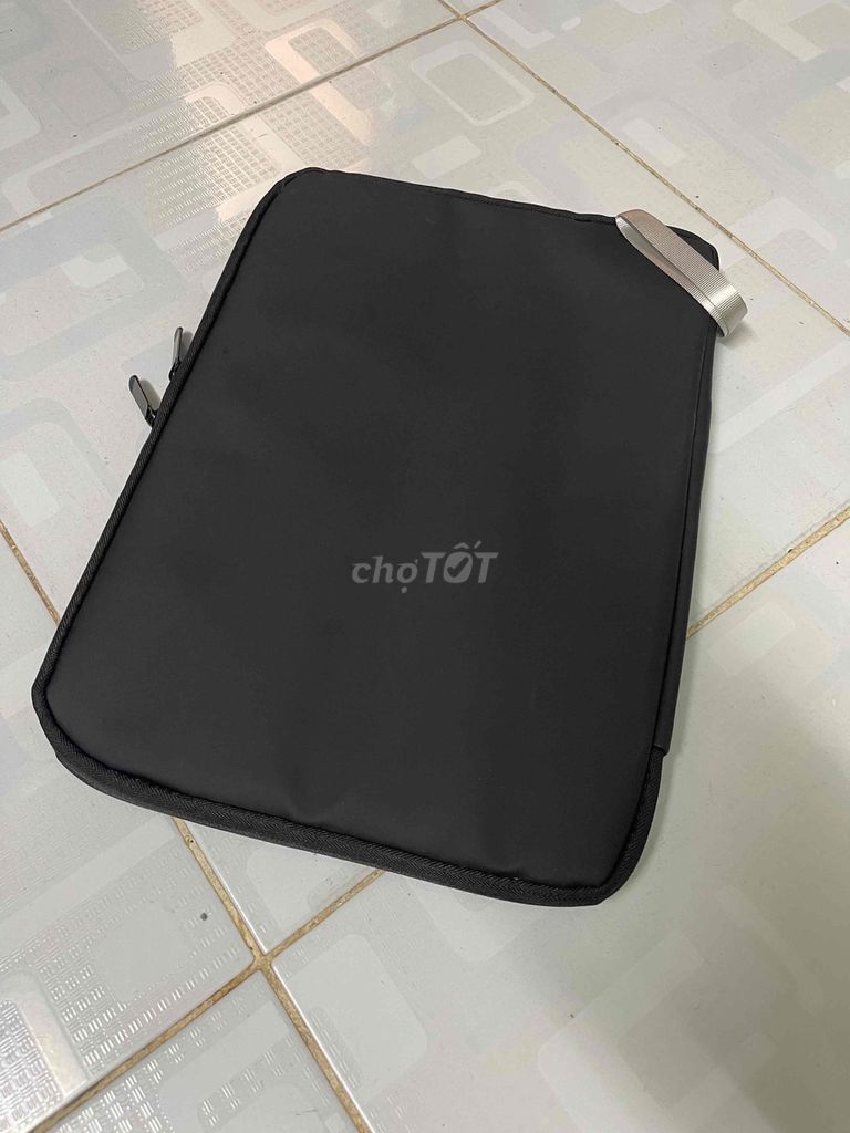 Túi đựng máy tính bảng 12.9 inch Đen. Mua bán Phụ kiện (Màn hình, Chuột...) tại Quận 3 Tp Hồ Chí Minh được đăng bởi Aloha hình 1