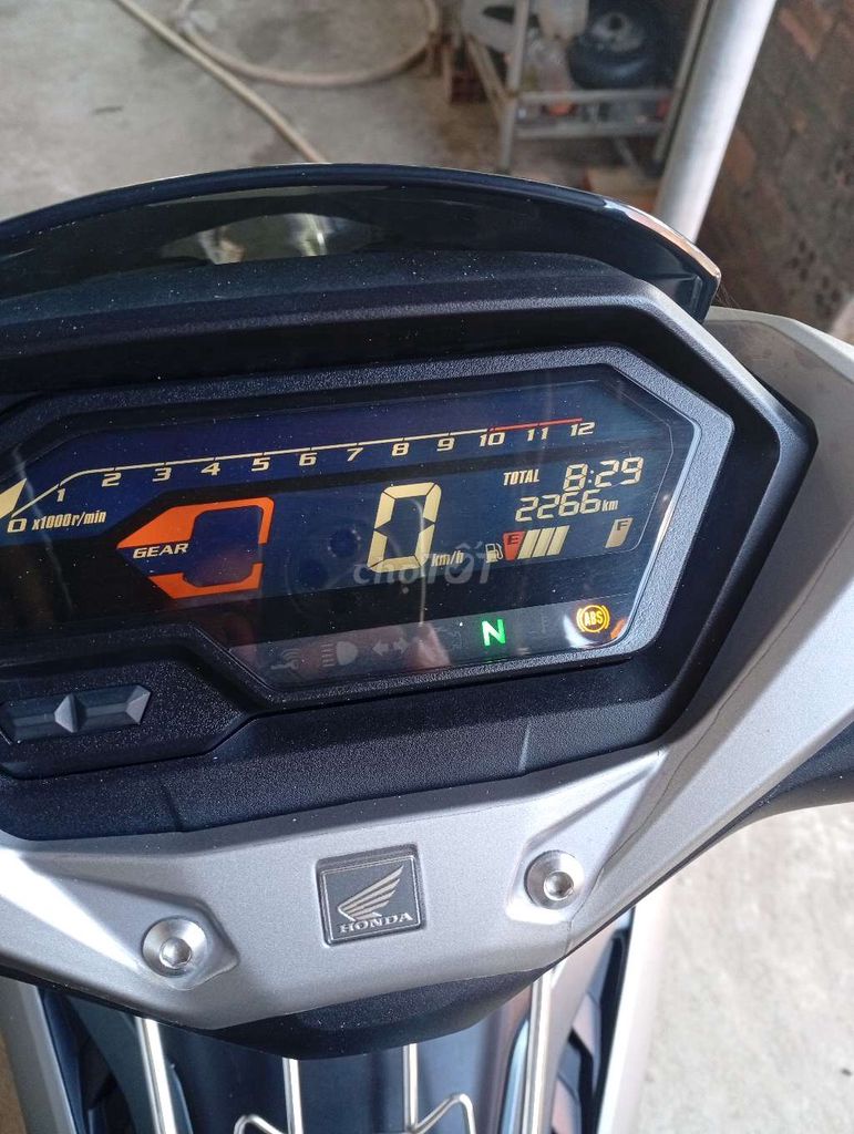 Honda Winner X V3 2022 Xám 2266 km. Mua bán Xe máy tại Thị xã La Gi Bình Thuận được đăng bởi Mẫn Nguyễn hình 4