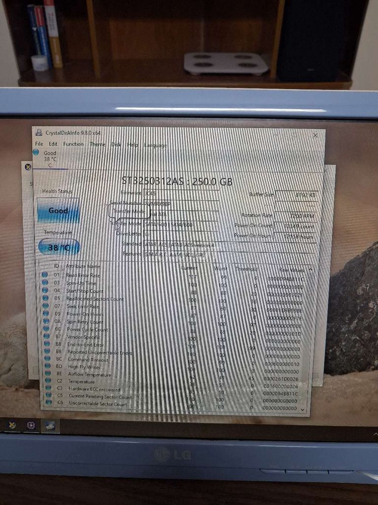 Cây máy tính Asus và màn LG, bàn phím led RGB. Mua bán Máy tính để bàn tại Thành phố Thuận An Bình Dương được đăng bởi Văn Thái hình 1