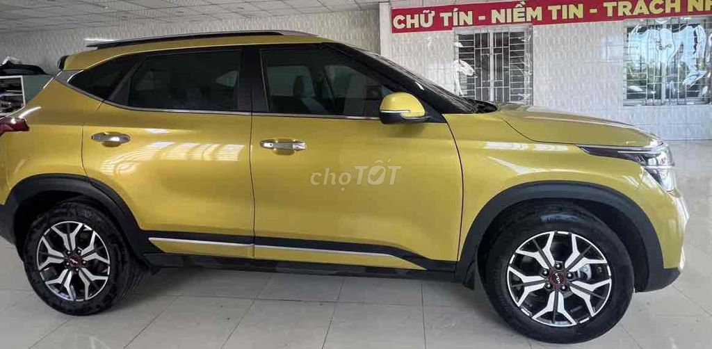 Kia Seltos 2022 1.6 AT Luxury  - 30000 km. Mua bán Ô tô tại Thị xã Kỳ Anh Hà Tĩnh được đăng bởi HOÀNG KY AUTO hình 1