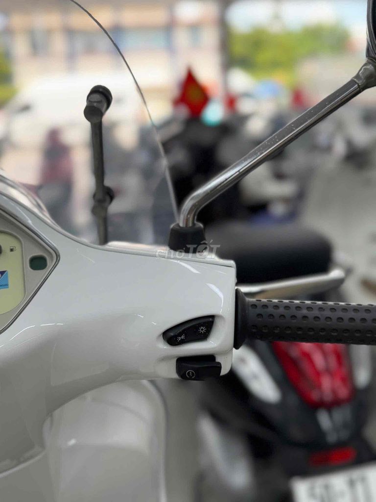 Lx 150 xe nhập italia nguyên chiếc. Mua bán Xe máy tại Quận Phú Nhuận Tp Hồ Chí Minh được đăng bởi  vespa Nam Phương hcm  hình 5