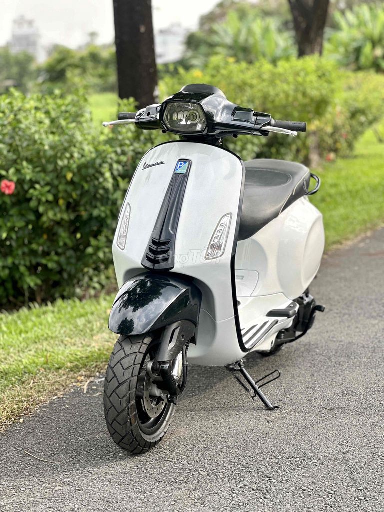 ✅✅VESPA 125cc. TRẮNG ĐEN SPOSTY.SIÊU KENG. Mua bán Xe máy tại Quận Gò Vấp Tp Hồ Chí Minh được đăng bởi VESPA ĐỨC NGUYỄN  hình 1