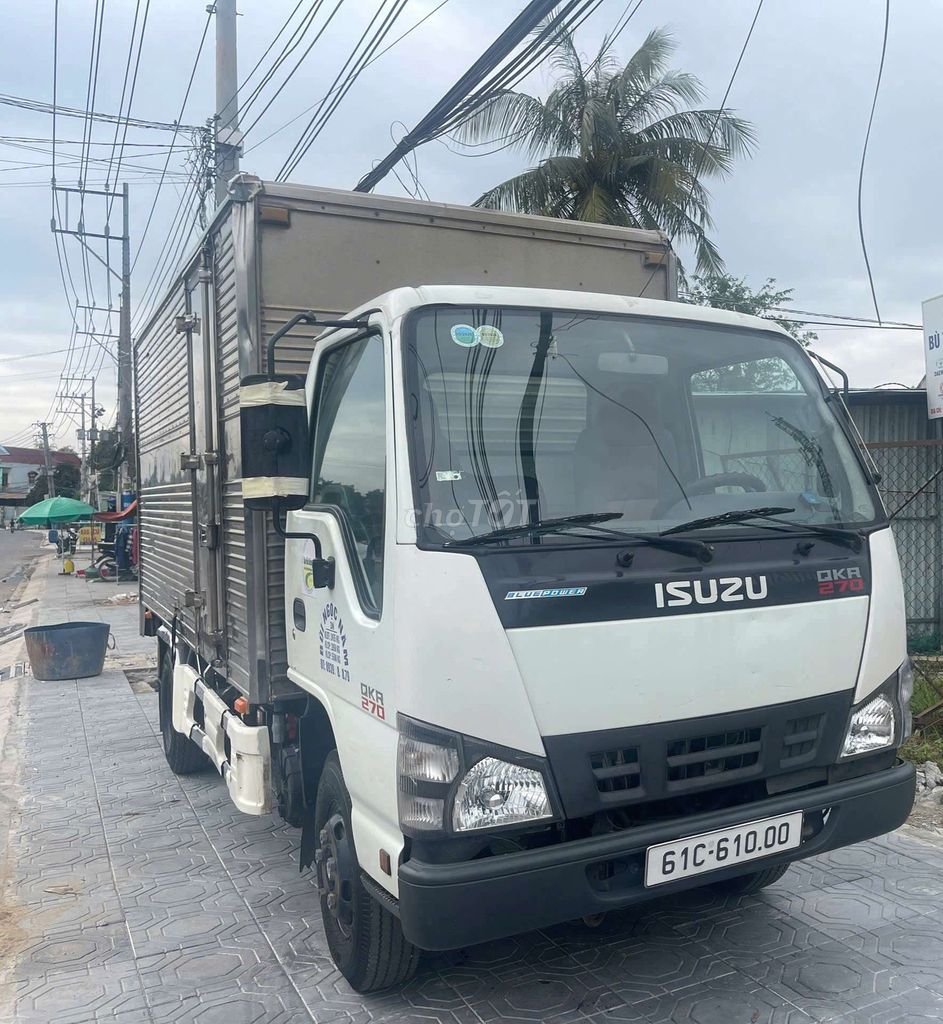 Bán gấp xe isuzu 2.8 tấn đời 2019 thùng kín 4m3. Mua bán Xe tải, xe ben tại Thành phố Thuận An Bình Dương được đăng bởi Hồ Xe Tải hình 8