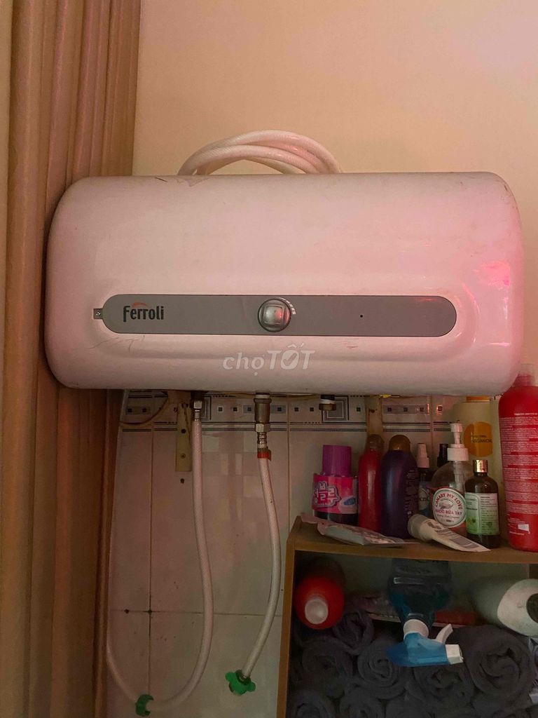 Máy nước nóng Ferroli 30 lít Trắng. Mua bán Thiết bị vệ sinh, nhà tắm tại Huyện Hóc Môn Tp Hồ Chí Minh được đăng bởi nguyễn thu nguyệt hình 1