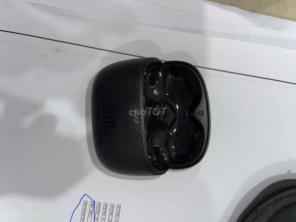 Hộp sạc tai nghe JBL Đen Nhựa. Mua bán Tivi, Âm thanh tại Quận 12 Tp Hồ Chí Minh được đăng bởi Điệp Cà La hình 1