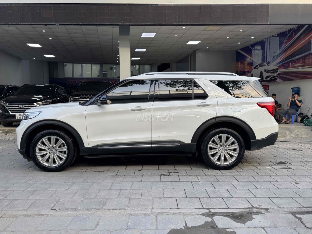 CẦN BÁN FORD EXPLODER 2.3 LIMITED LĂN BÁNH 2024. Mua bán Ô tô tại Quận Bắc Từ Liêm Hà Nội được đăng bởi Mr PHÁT THÁI HÀ AUTO hình 5