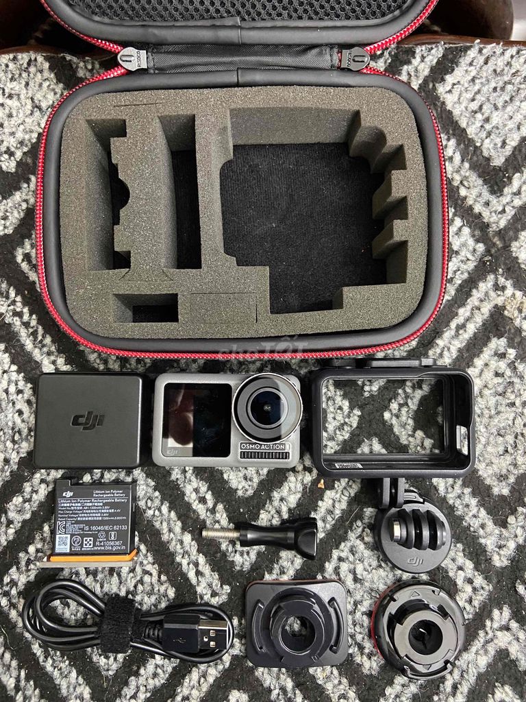 Camera hành động DJI Osmo Action 1. Mua bán Máy ảnh, Máy quay tại Quận Đống Đa Hà Nội được đăng bởi Sơn Nguyễn hình 1