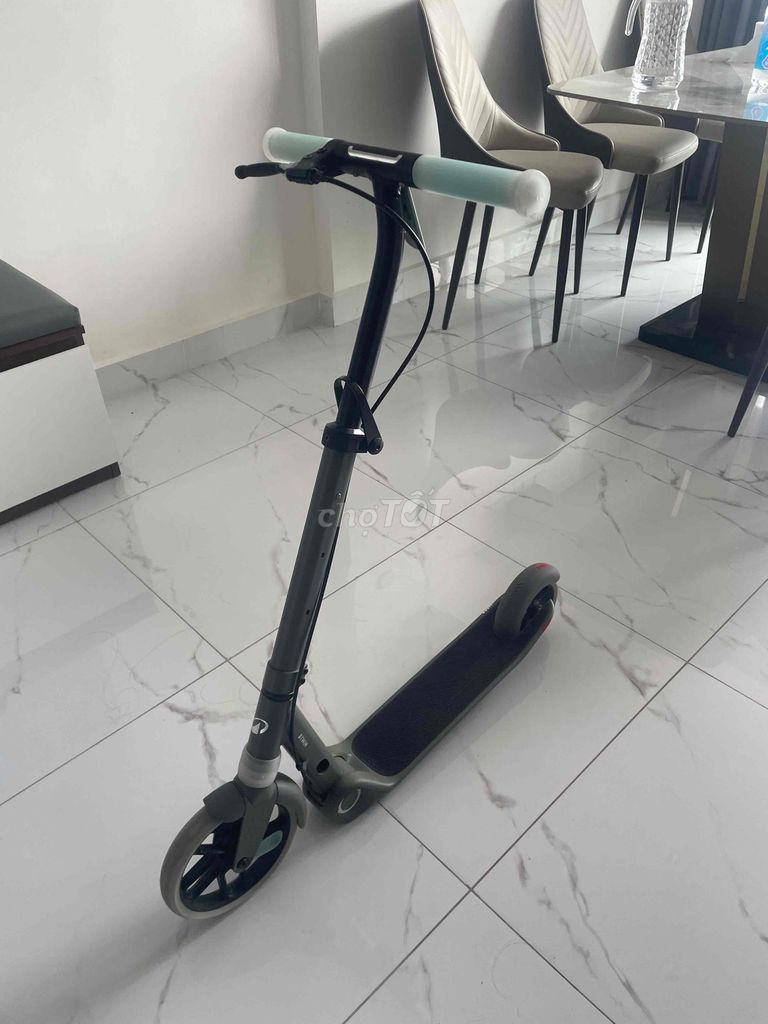 Bán xe Scooter M900 Decathlon mới ít dùng