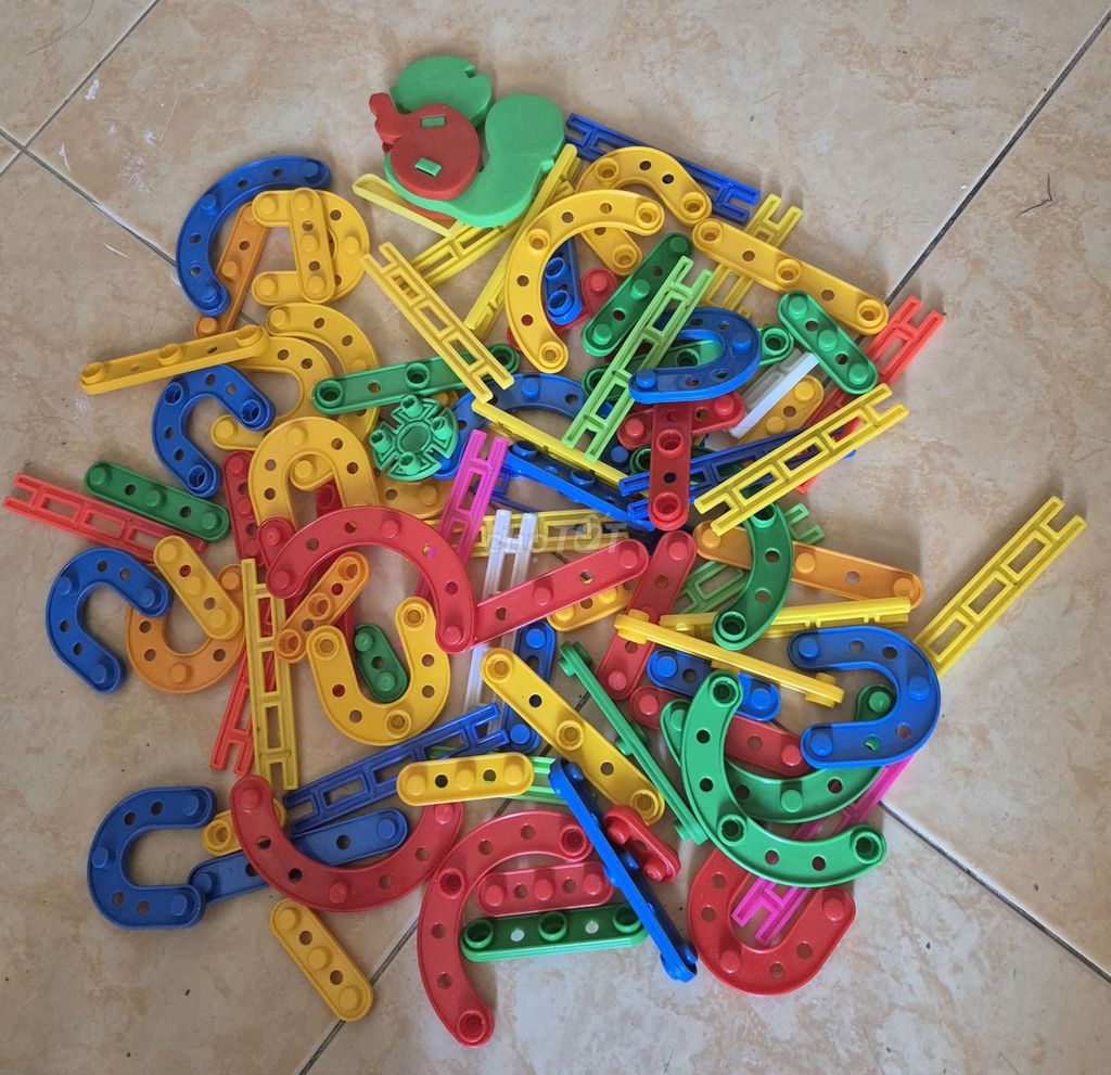 Đồ chơi lắp ráp nhựa nhiều màu phát triển tư duy. Mua bán Mẹ và bé tại Quận Tân Phú Tp Hồ Chí Minh được đăng bởi Cô Nguyên hình 1