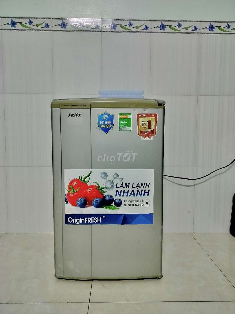 Tủ Lạnh Mini Aqua 93L. Mua bán Tủ lạnh tại Thành phố Dĩ An Bình Dương được đăng bởi Long hình 1