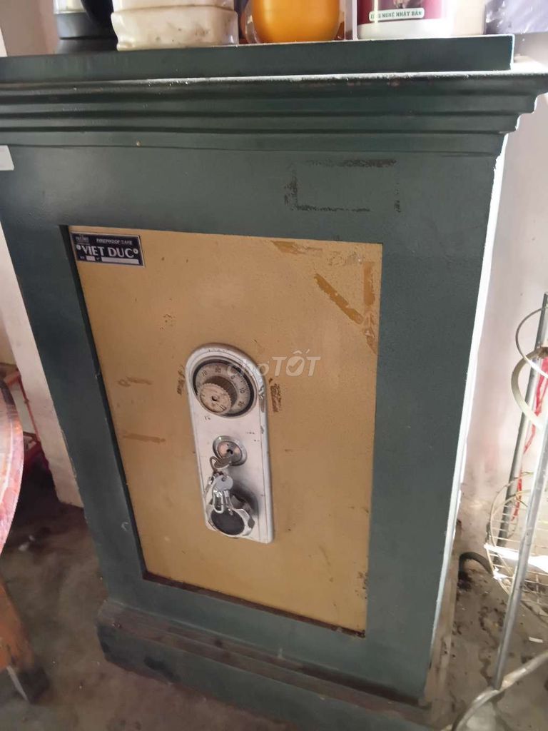 Két sắt Việt Đức Xám, Vàng Đã sử dụng. Mua bán Nội thất, đồ gia dụng khác tại Huyện Đam Rông Lâm Đồng được đăng bởi Phuong Le van hình 1