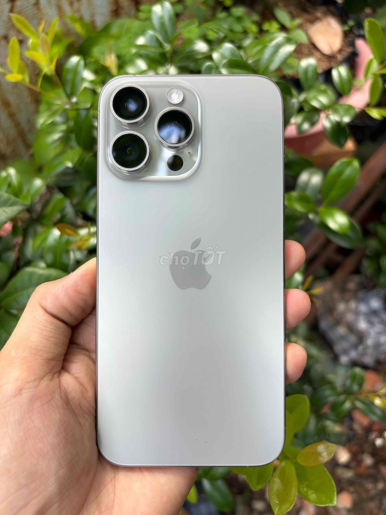 ☘️ IPHONE 15 PRM 256 LL/A TITAN TỰ NHIÊN - ZIN ALL. Mua bán Điện thoại tại Quận 7 Tp Hồ Chí Minh được đăng bởi Bình April hình 1