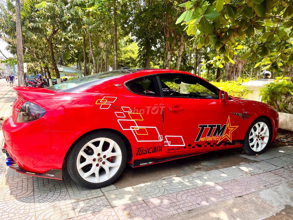 Hyundai Genesis 2010 Coupe 2.0 AT - 130000 km. Mua bán Ô tô tại Thành phố Vĩnh Long Vĩnh Long được đăng bởi Trung Tin hình 4