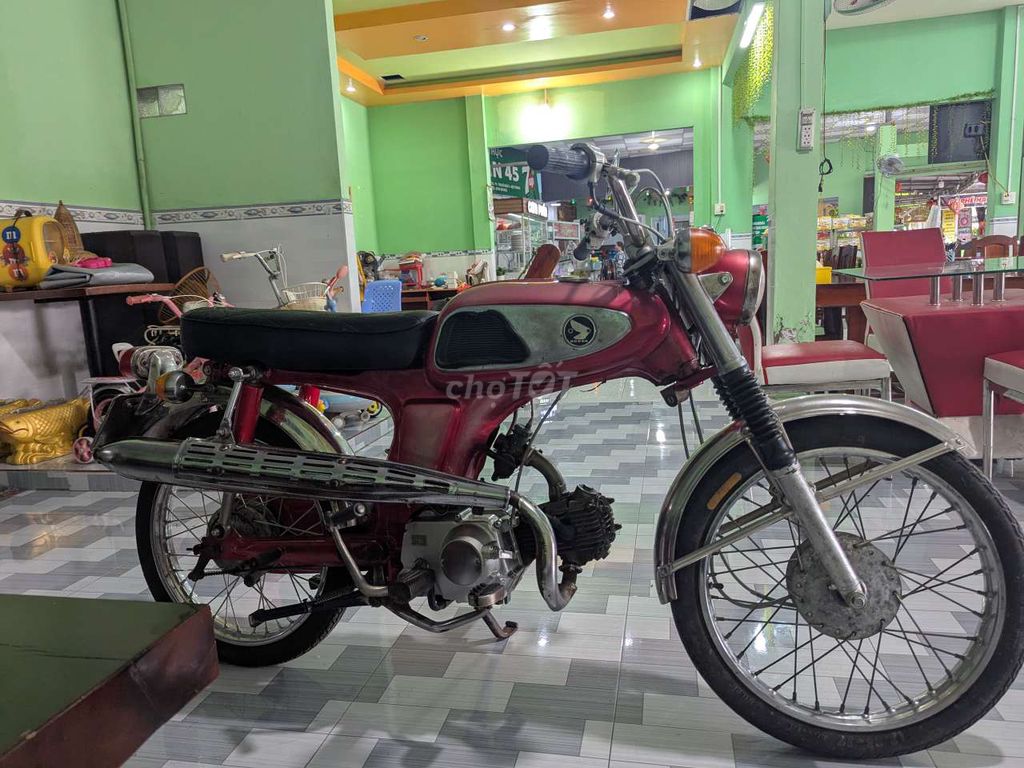 Bán xe 72 ss50V sơn mới giả zin sáng bóng. Mua bán Xe máy tại Thị xã Ngã Năm Sóc Trăng được đăng bởi Đăng hình 2