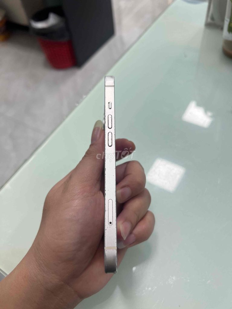 Apple iPhone 13 128GB Bạc Đã dùng. Mua bán Điện thoại tại Quận 7 Tp Hồ Chí Minh được đăng bởi Khánh hình 1