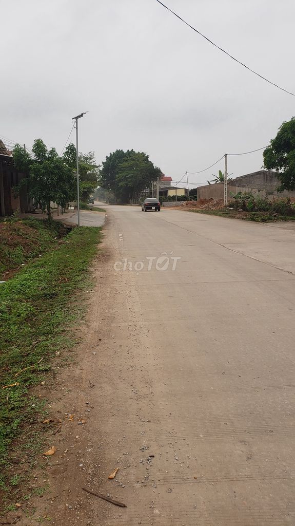 Bán đất mặt đường tỉnh lộ 290- Hồng Giang- Chũ- Bắc Giang