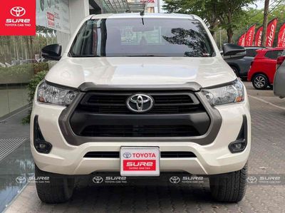Toyota Hilux 2021 1 cầu 4x2 số sàn