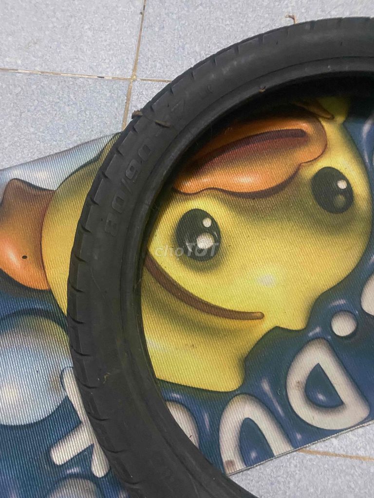 Vỏ xe future có ruột. Mua bán Phụ tùng xe tại Thành phố Dĩ An Bình Dương được đăng bởi trang hình 1