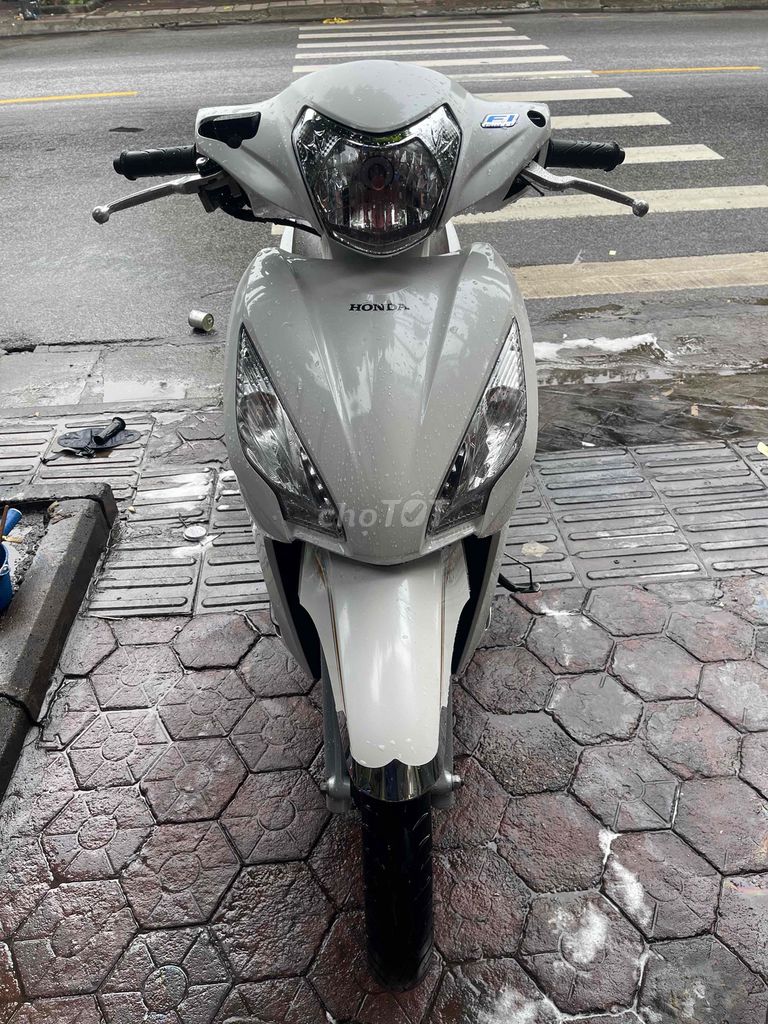 Vission 2019 khóa chìa trắng lâu xe thật đẹp  Máy. Mua bán Xe máy tại Quận Kiến An Hải Phòng được đăng bởi Xe máy Hoàng Anh  hình 4