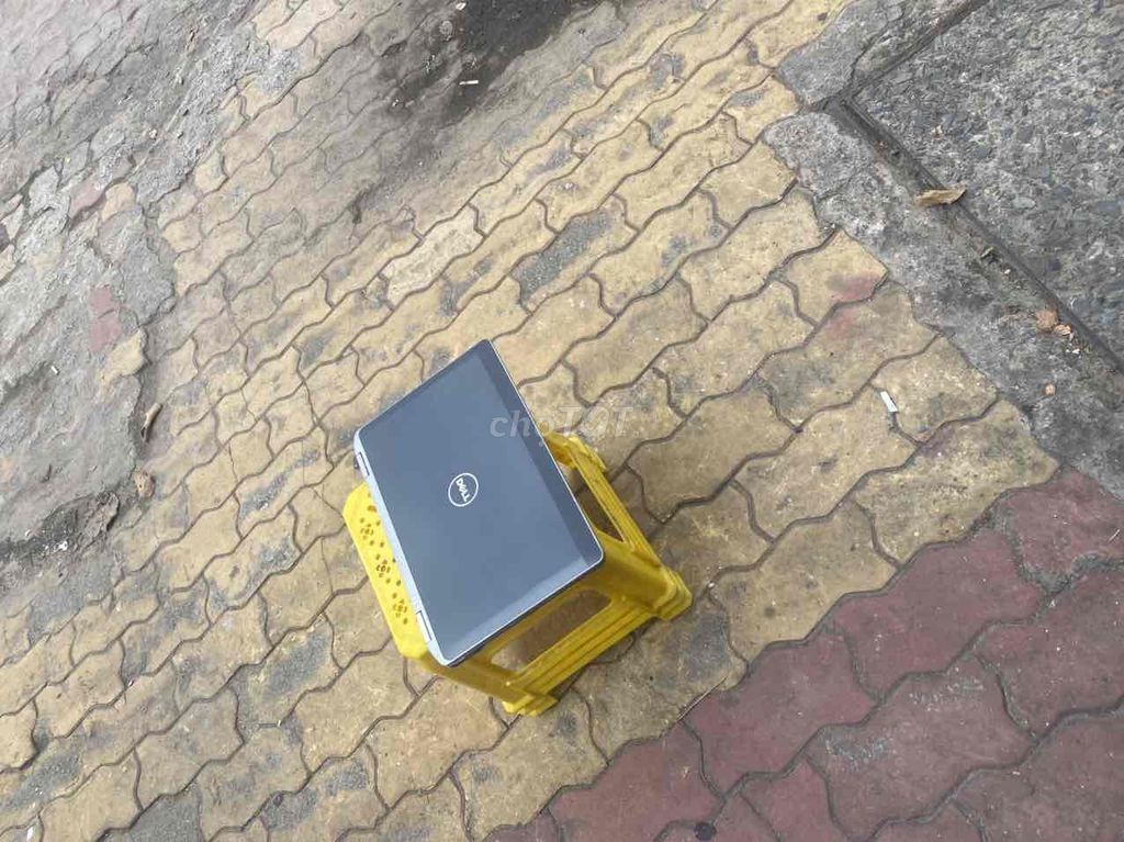 Dell Laptop i5 Gen 2 4GB/500GB 13.3 inch. Mua bán Laptop tại Thành phố Thuận An Bình Dương được đăng bởi phúc cần alo ko nhắn tin  hình 1