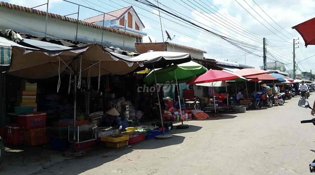 Kẹt tiền bán gấp lô đất Bến Cát gần chợ Hoàng Gia