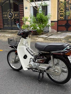 Siêu phẩm Honda Super Dreams cho dân chơi đam mê. Mua bán Xe máy tại Quận Hải Châu Đà Nẵng được đăng bởi Phước Đ N