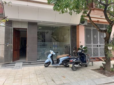 CHO THUÊ NHÀ 3 TẦNG TẠI LÊ HỒNG PHONG - TP.PHỦ LÝ. Cho thuê nhà ở tại Thành phố Phủ Lý Hà Nam được đăng bởi HaDV
