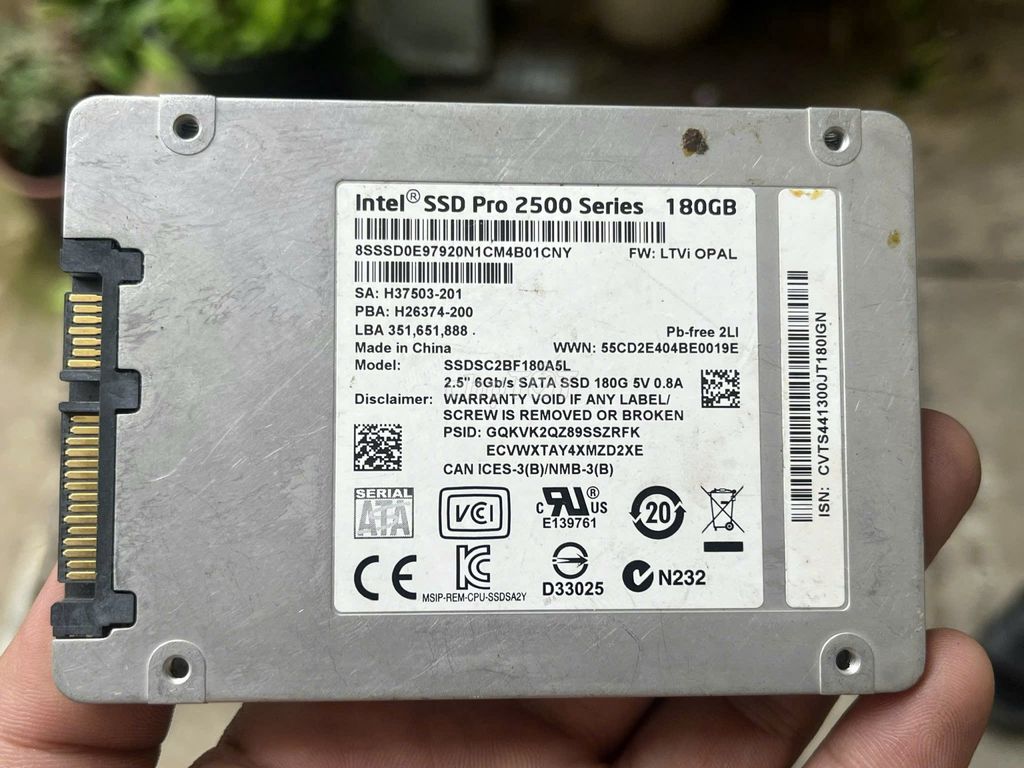 Ổ cứng SSD Intel SSD Pro 2500 Series 180GB. Mua bán Linh kiện (RAM, Card...) tại Thành phố Thủ Đức Tp Hồ Chí Minh được đăng bởi PHUOC hình 1