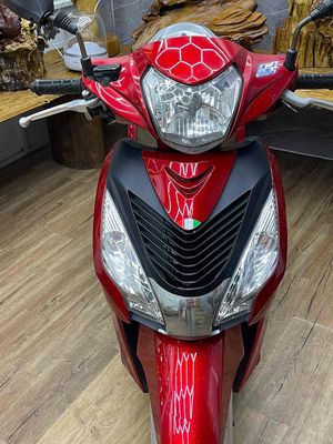 Honda Vision 2017 dàn áo đẹp, liền lạc. Máy êm