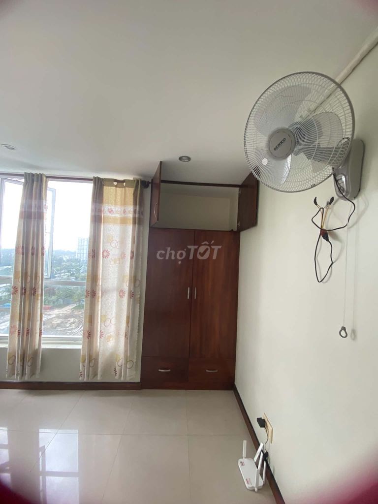 Rent · 2 bd · 100 м² · Huyện Bình Chánh, ул. Nguyễn Văn Linh