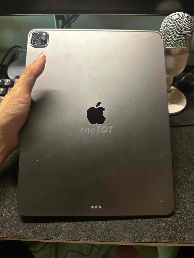 Apple iPad Pro M1 12.9 inch 256GB. Mua bán Máy tính bảng tại Quận Hai Bà Trưng Hà Nội được đăng bởi Bùi Hoàng Thái hình 1