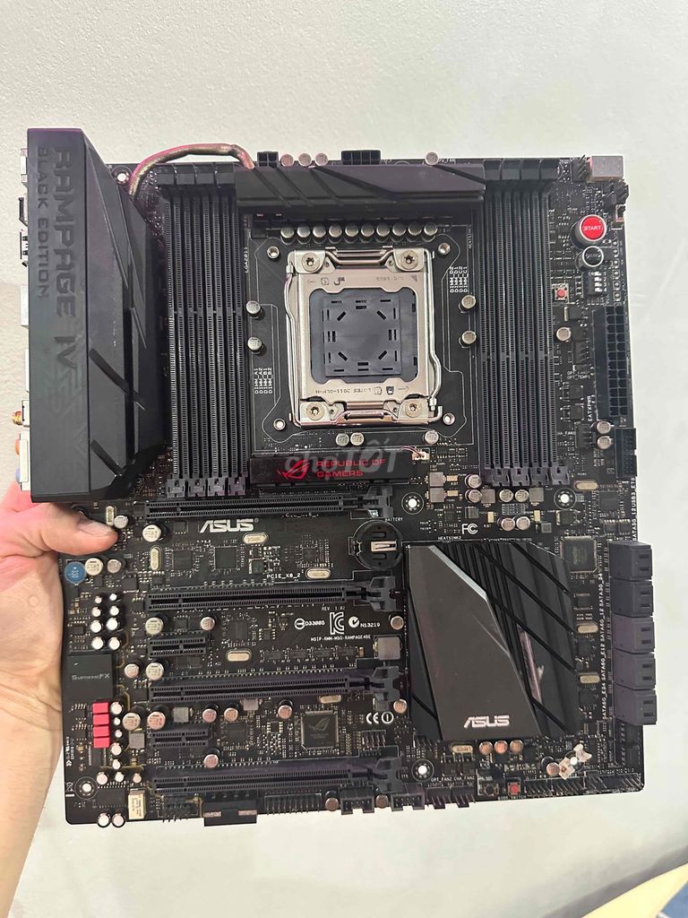 Main Rampage IV Black Edition trùm cuối X79 tù mù. Mua bán Linh kiện (RAM, Card...) tại Quận Long Biên Hà Nội được đăng bởi MH hình 1