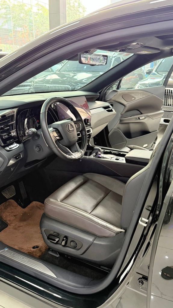 Lexus RX350 2023 Luxury Đen. Mua bán Ô tô tại Quận Bắc Từ Liêm Hà Nội được đăng bởi Mr Hợi  hình 7