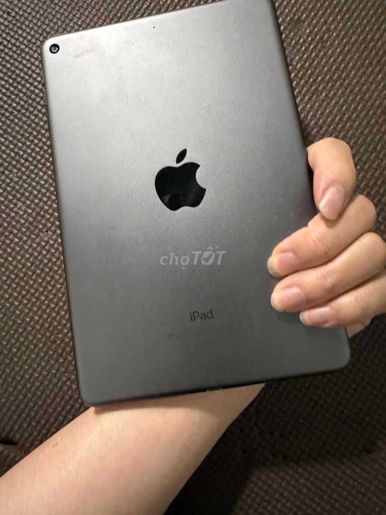 Apple iPad mini 5 Xám 64GB đẹp zin by pát xài full. Mua bán Máy tính bảng tại Thành phố Đà Lạt Lâm Đồng được đăng bởi phong hình 1