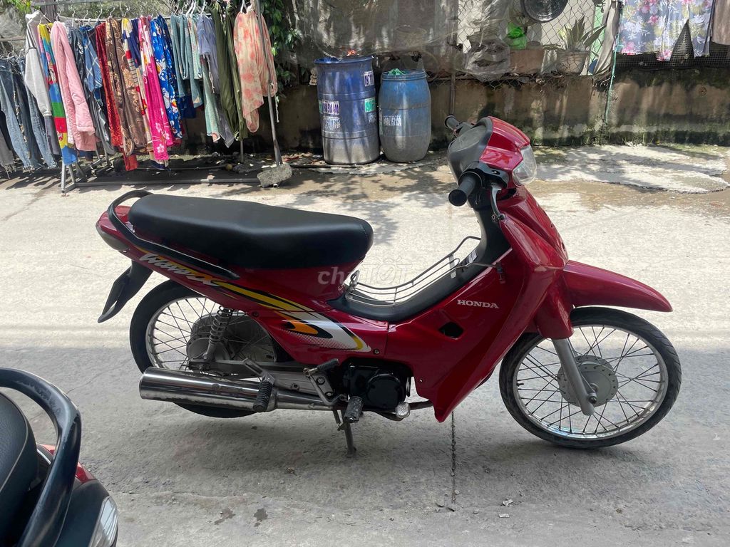 WWAVE nhỏ 50cc máy êm giấy tờ đầy đủ.. Mua bán Xe máy tại Huyện Đức Hòa Long An được đăng bởi XE MÁY CŨ LONG AN hình 1