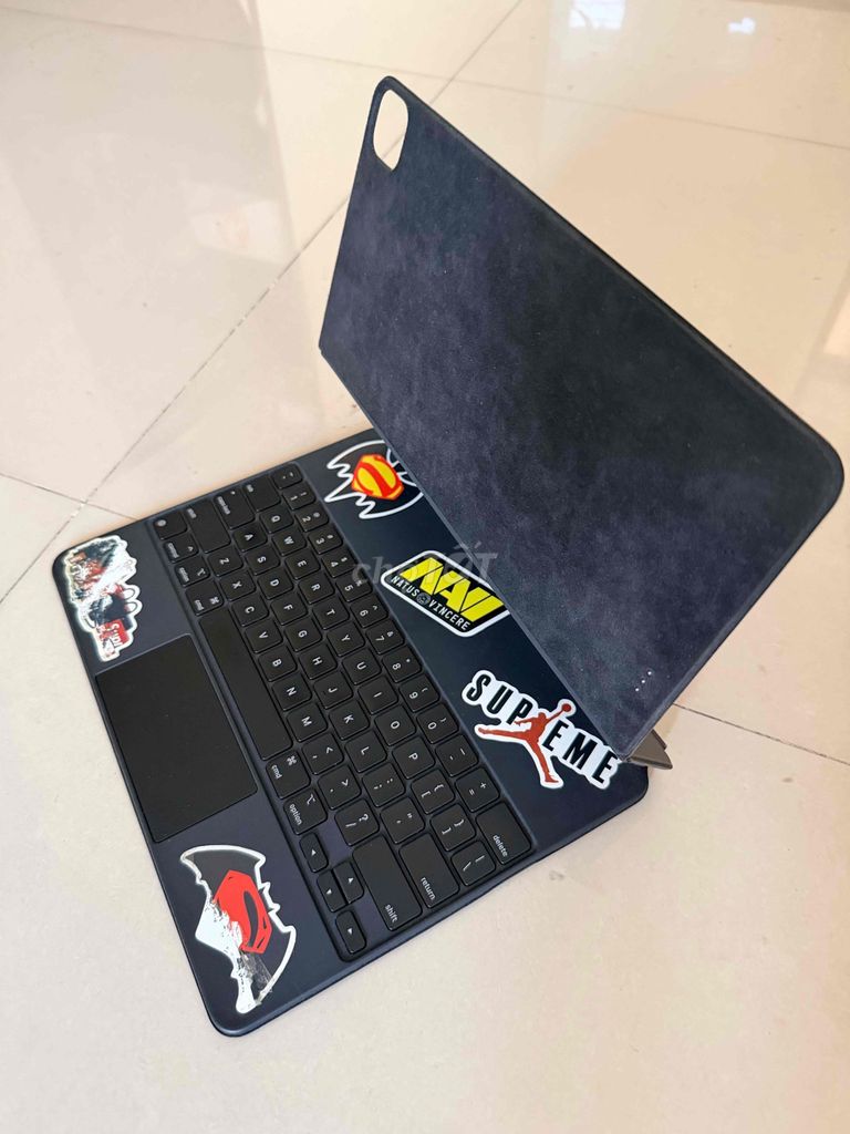 Thanh lý combo iPad accessories – Magic Keyboard 1. Mua bán Phụ kiện (Màn hình, Chuột...) tại Quận 3 Tp Hồ Chí Minh được đăng bởi Minh Hoàng hình 1
