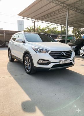Santafe model 2019 máy xăng 2 cầu