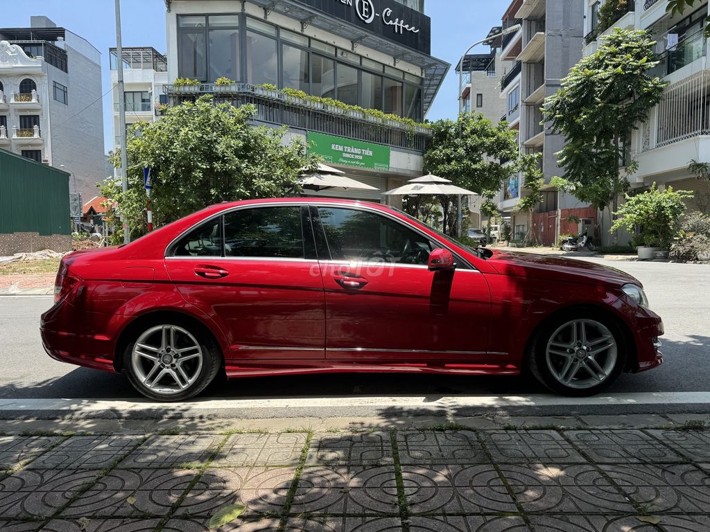 Mercedes Benz C Class 2012 C300 AMG siêu mới. Mua bán Ô tô tại Huyện Mỹ Đức Hà Nội được đăng bởi Mr. Đại mua bán ô tô hình 7