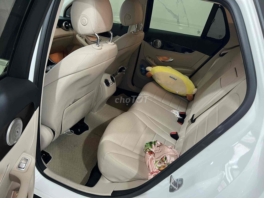 Mercedes Benz GLC 2020 200 - 52000 km. Mua bán Ô tô tại Thành phố Thủ Đức Tp Hồ Chí Minh được đăng bởi Hải Trương hình 5