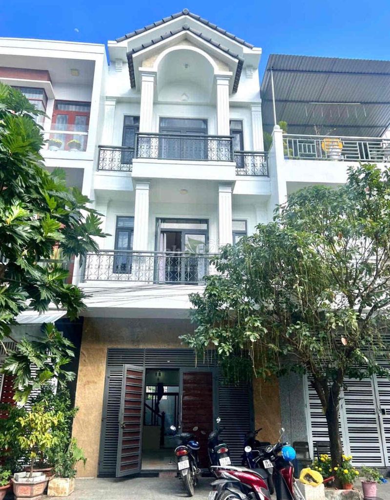 CHO THUÊ NHÀ 3 PHÒNG NGỦ FULL NỘI THẤT KĐT HÀ QUANG 2. Cho thuê nhà ở tại Thành phố Nha Trang Khánh Hòa được đăng bởi Phương GoHome hình 2