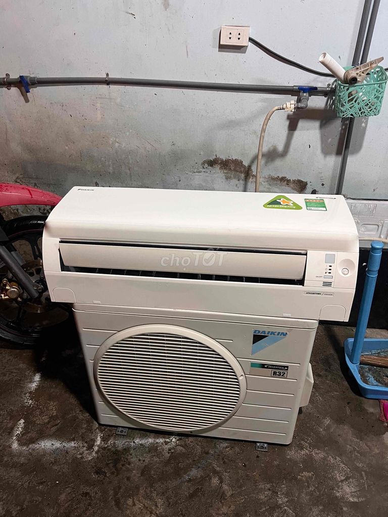 máy lạnh Daikin 1hp inverter gas r32 2018 Thái Lan