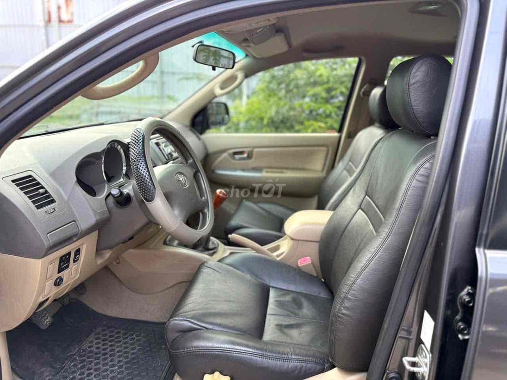 FORTUNER 2.5G 2011 CHUẨN 13VẠN XỊN ,XE RẤT CHẤT. Mua bán Ô tô tại Quận Bình Tân Tp Hồ Chí Minh được đăng bởi XUÂN DUY AUTO hình 10