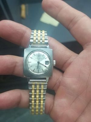 Tank vuông mỏng của nhà citizen. Mua bán Đồng hồ tại Quận Gò Vấp Tp Hồ Chí Minh được đăng bởi Nguyen ba long