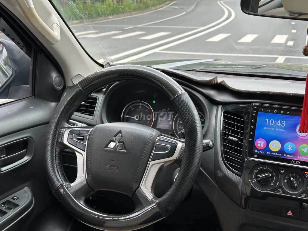 Mitsubishi Triton 2.4Mivec 2019MT xe đẹp k lỗi nhỏ. Mua bán Ô tô tại Quận Hà Đông Hà Nội được đăng bởi Hà Đông Car hình 7