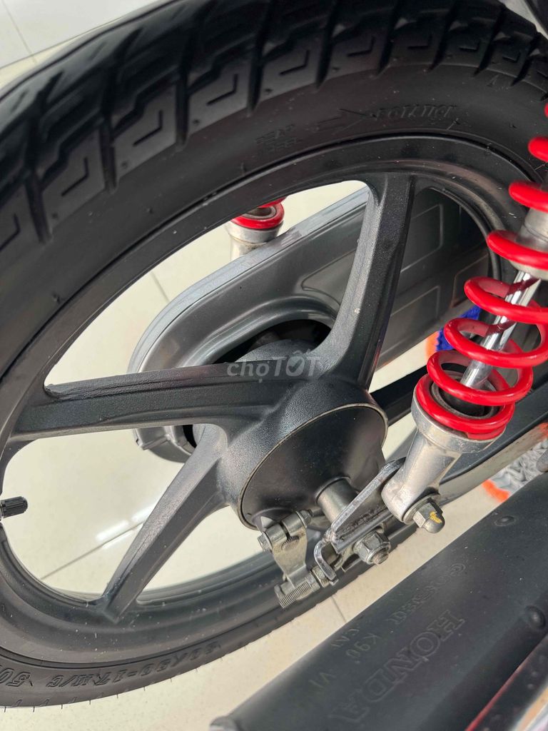 WAVE RSX Fi xe đẹp keng BS: 65B2 ( chính chủ ). Mua bán Xe máy tại Quận Ninh Kiều Cần Thơ được đăng bởi Dịch Vụ Cầm đồ Thịnh  hình 5