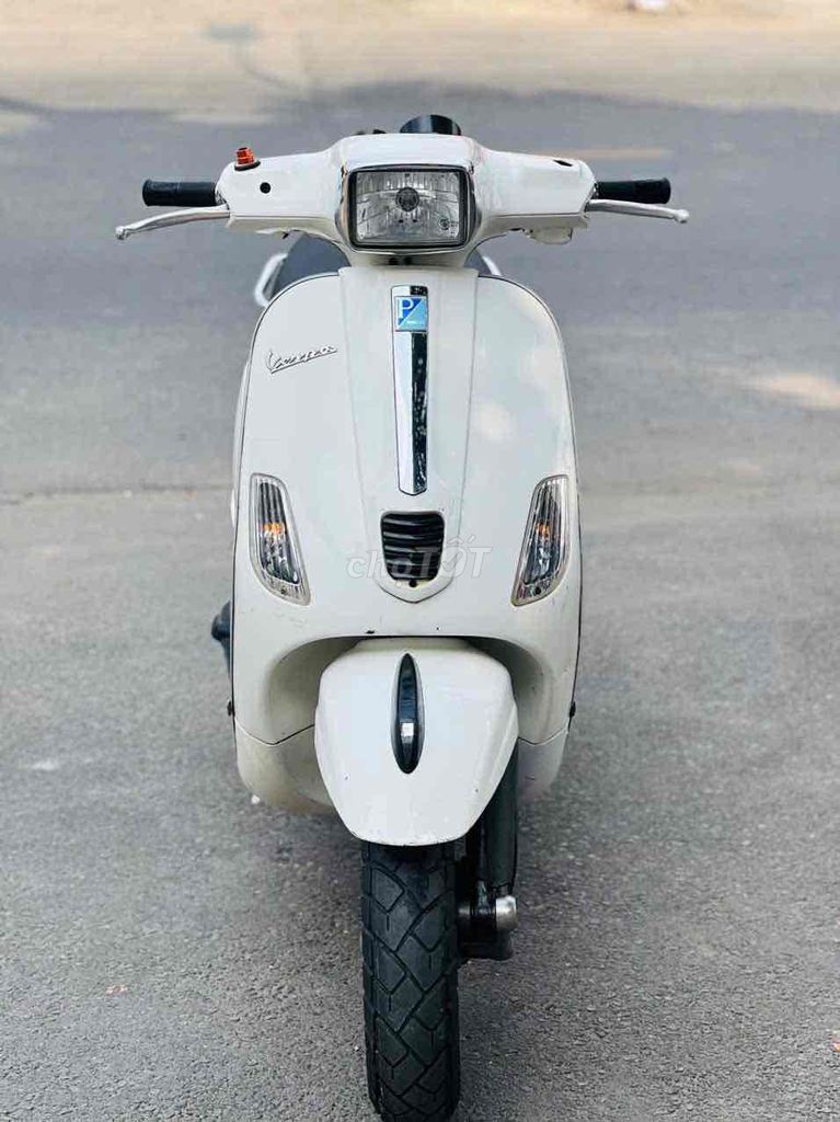 Piaggio Vespa 125 куб. см, 3 мая 2013 г., белый - ПОДДЕРЖКА
