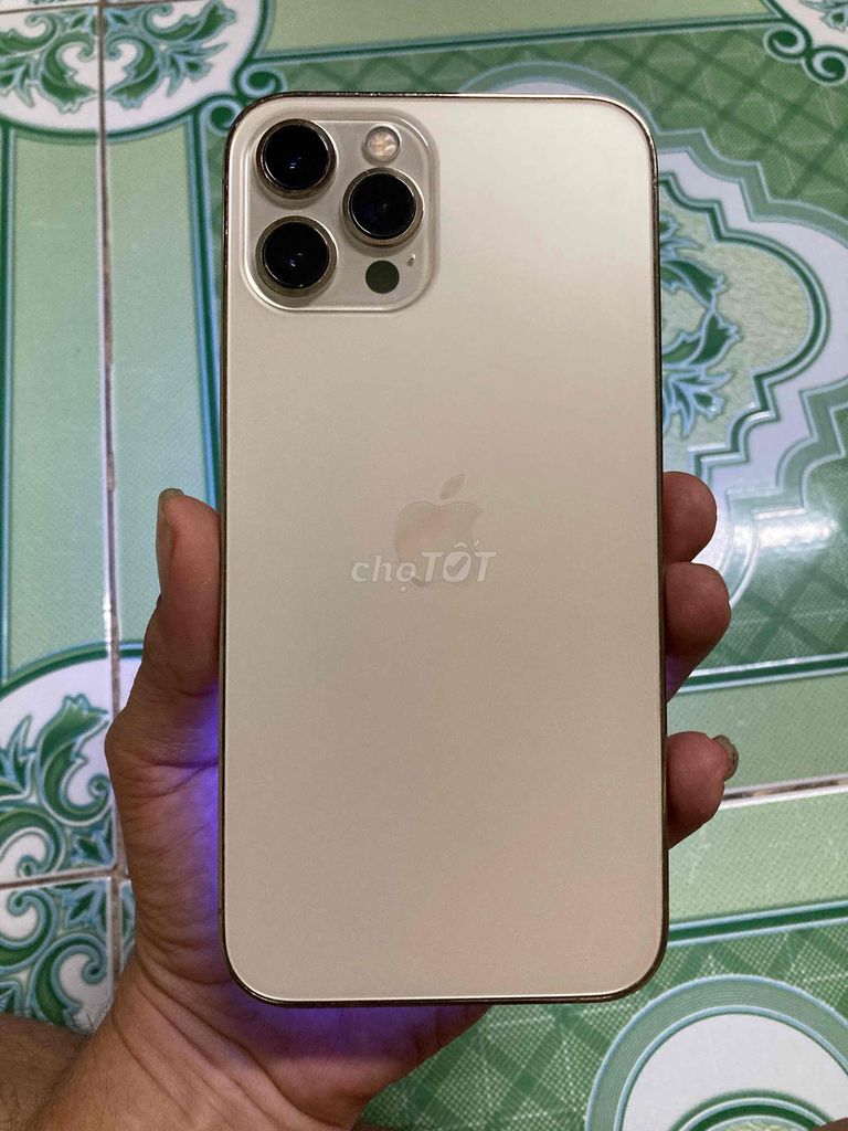 iPhone 12 Pro Max 128GB Vàng Đã sử dụng. Mua bán Điện thoại tại Thành phố Dĩ An Bình Dương được đăng bởi anh ngọc anh hình 1