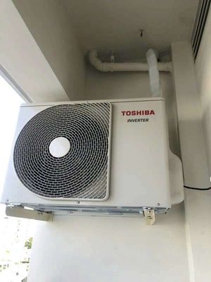 Máy lạnh Toshiba 1HP tiết kiệm điện.. Mua bán Máy lạnh, điều hoà tại Huyện Nhà Bè Tp Hồ Chí Minh được đăng bởi Đồng Đức hình 1