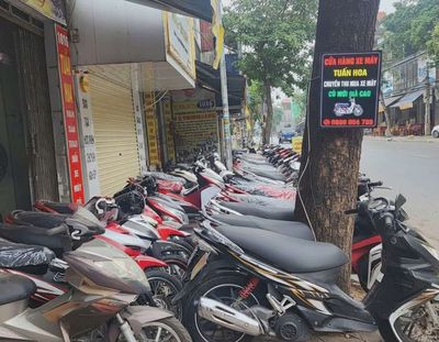 Cần thành lý gấp 1 số xe tay ga máy zin đét. Mua bán Xe máy tại Quận Kiến An Hải Phòng được đăng bởi Hà Minh Tuấn