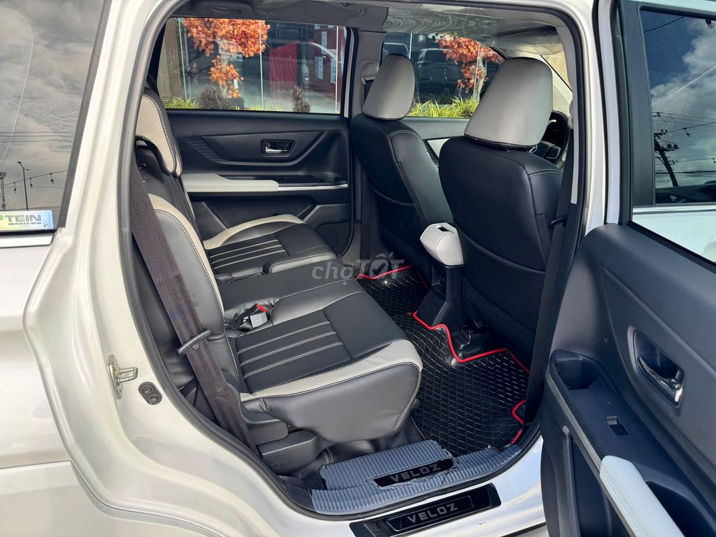 Toyota Veloz TOP 2024, 1 chủ đi kĩ, sơn zin 100%. Mua bán Ô tô tại Huyện Long Hồ Vĩnh Long được đăng bởi Quốc Tuấn Toyota hình 7